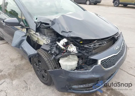 2016 Kia Forte Lx из США, поврежденный, VIN KNAFK4A60G5540229